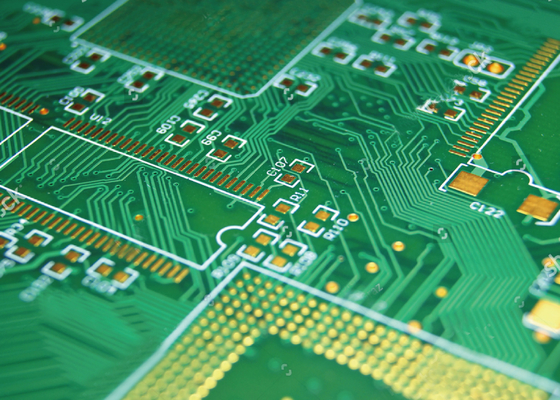 PAD Hizalama Yöntemi (Çap 0,5~3,0 mm) ve Lehim Maskesi İşlemi ile Lazer Doğrudan Görüntüleme PCB'si